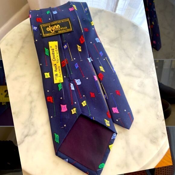 “Golf Tee Time” Alynn Neckwear silk tie - Picture 6 of 7